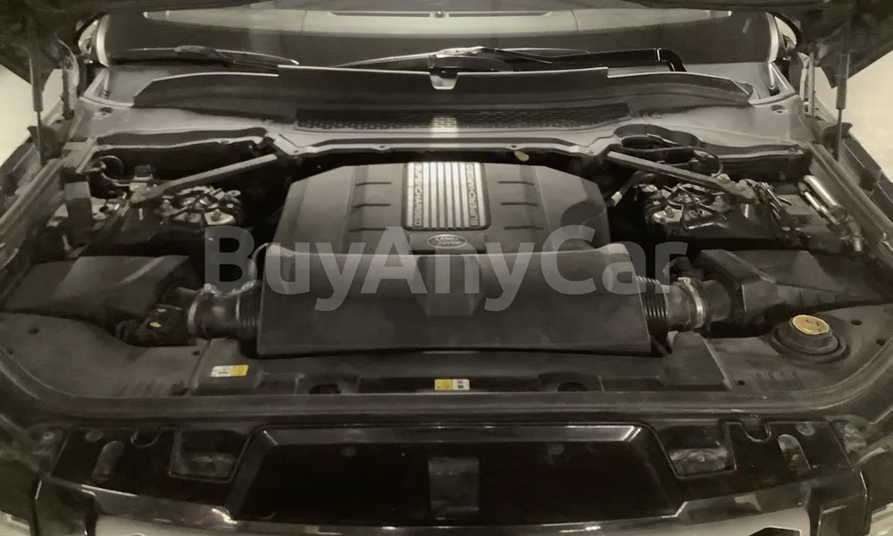Vehicle photo 6