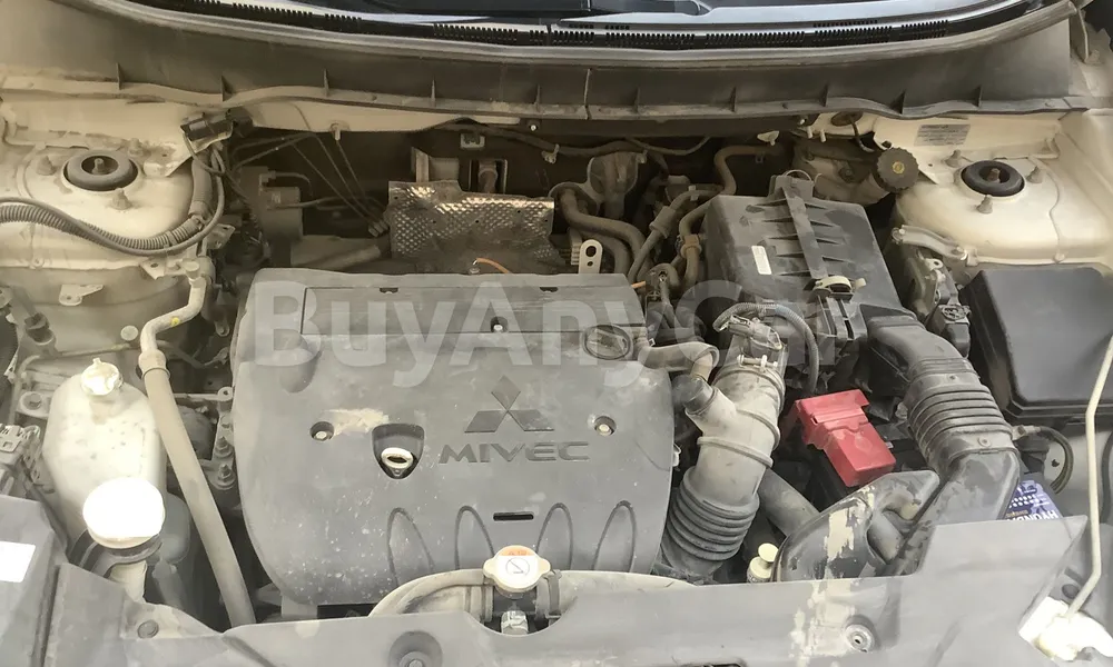 Vehicle photo 6