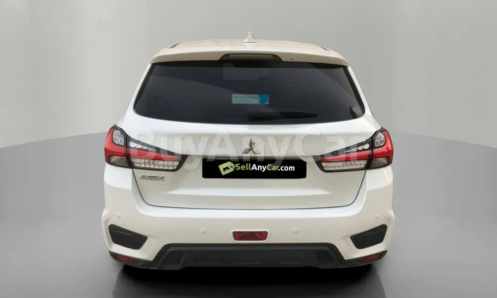 Vehicle photo 2