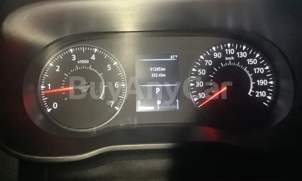 Vehicle photo 7