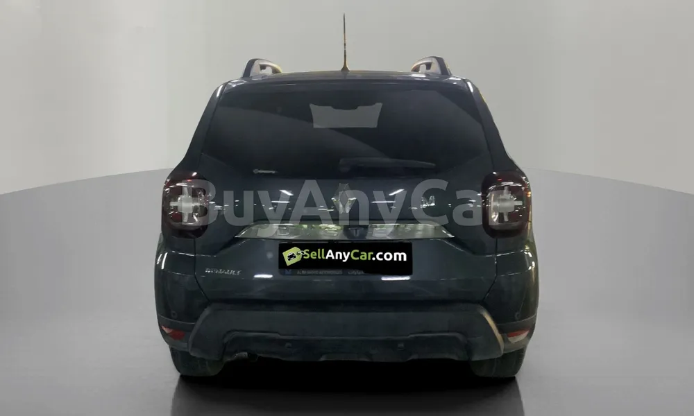 Vehicle photo 2