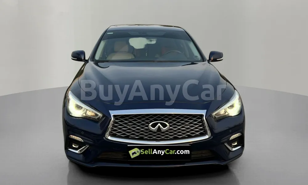 Vehicle photo 1