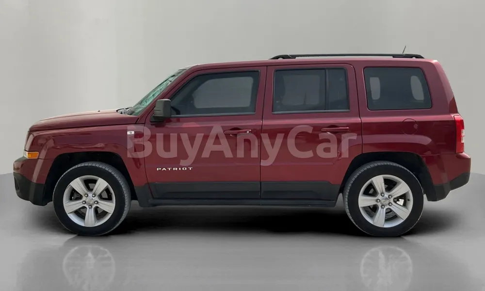 Vehicle photo 4