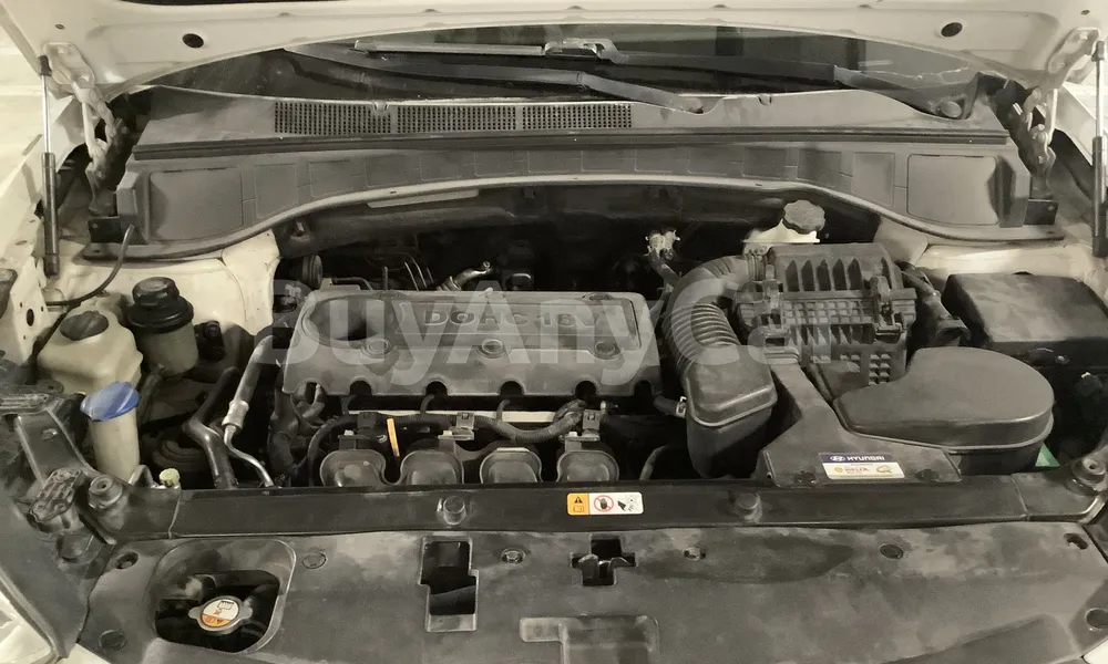 Vehicle photo 8