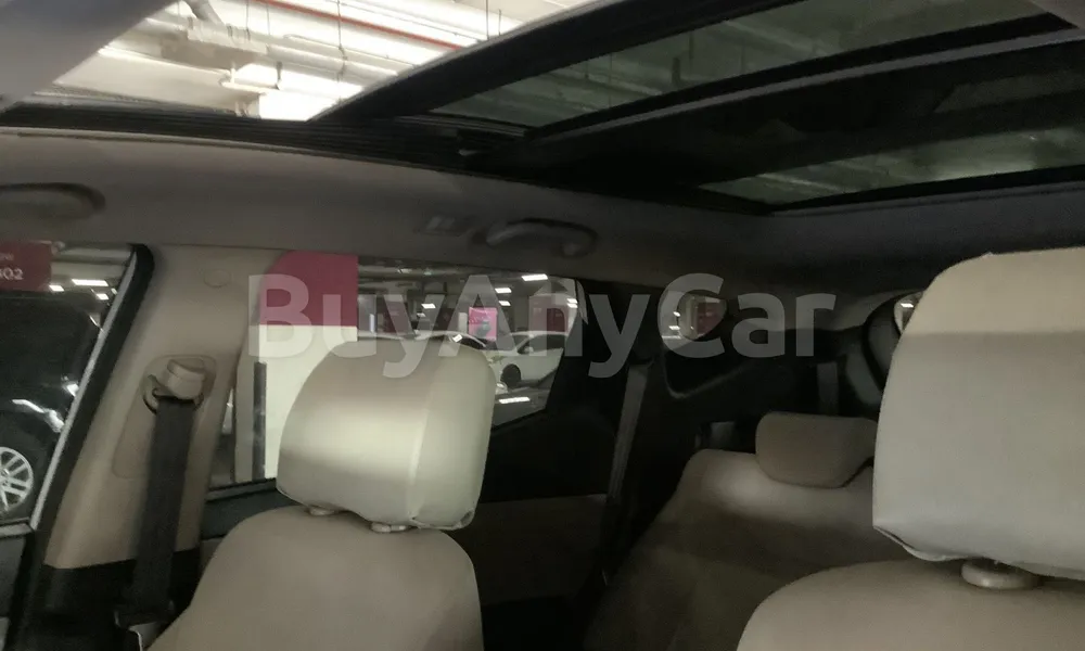 Vehicle photo 14