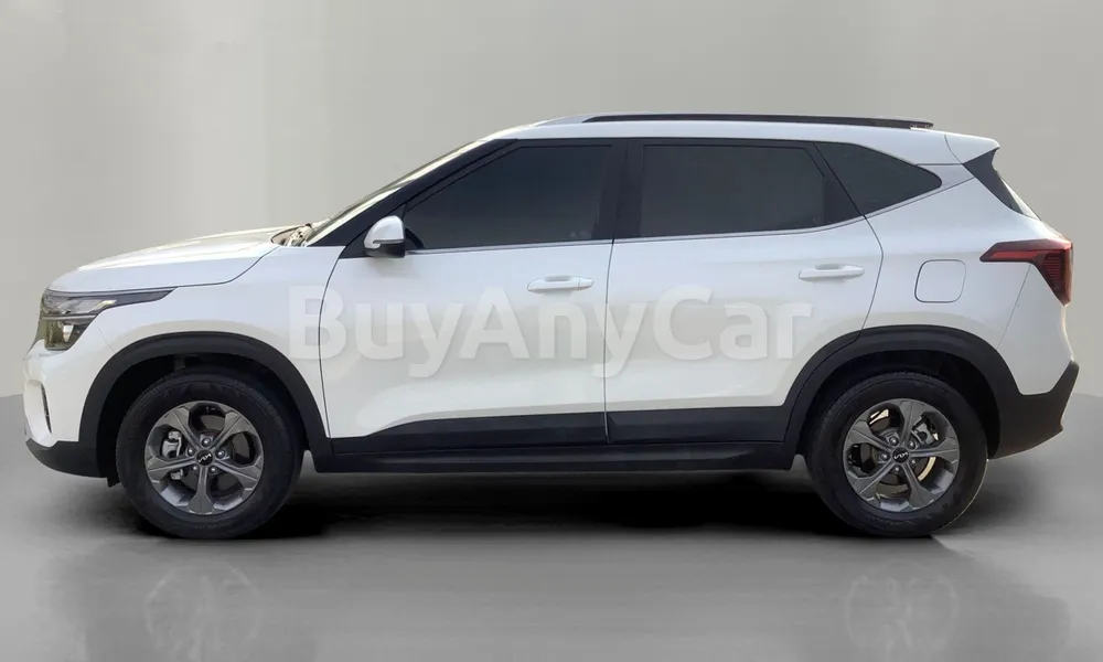 Vehicle photo 3