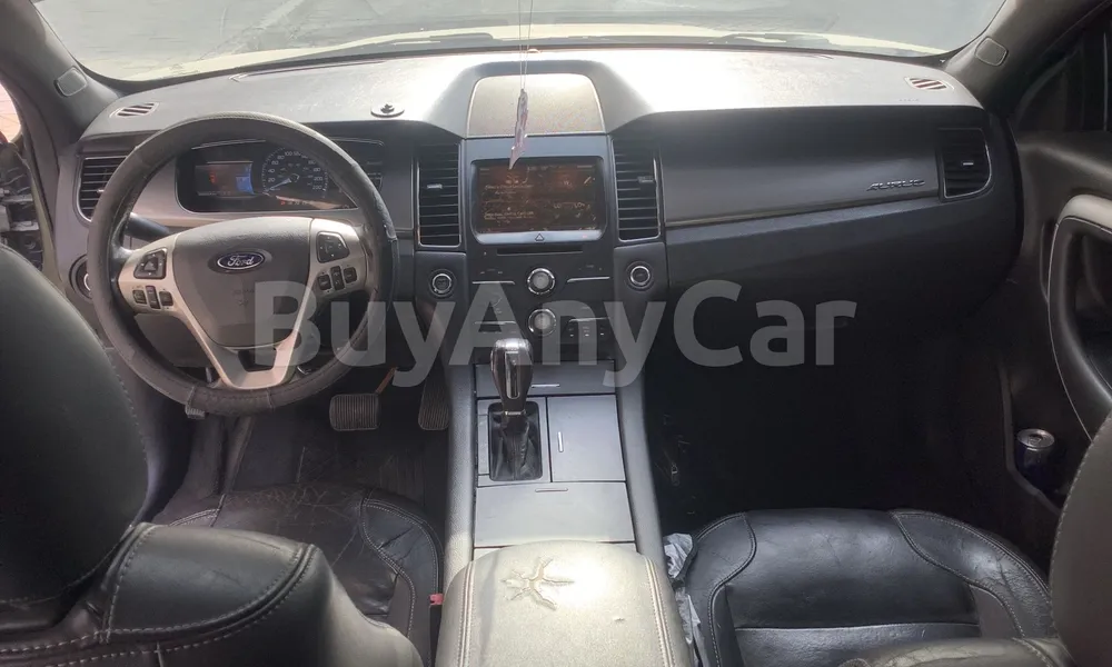 Vehicle photo 7