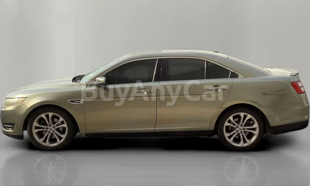 Vehicle photo 3