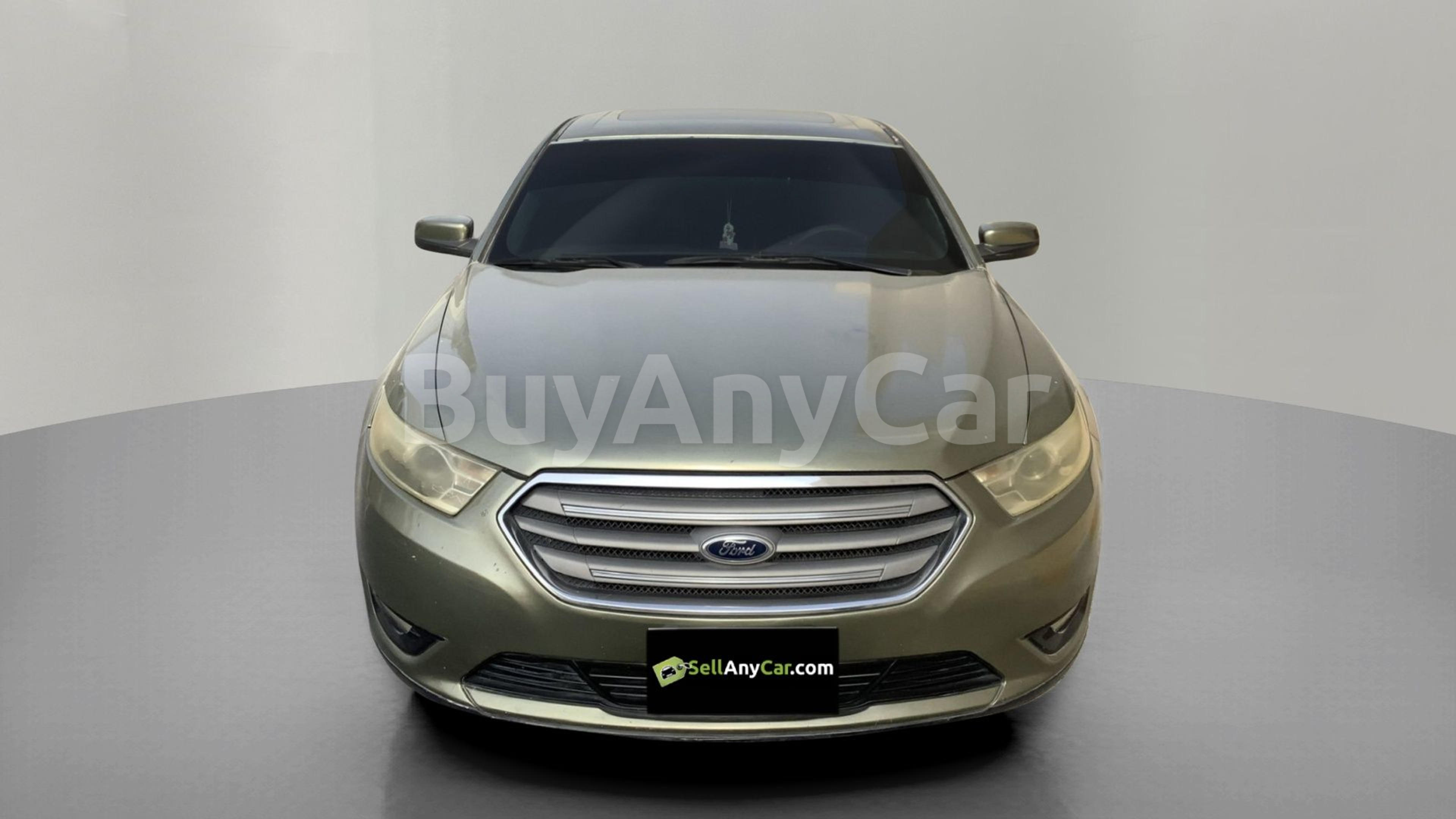 2013 Ford Taurus