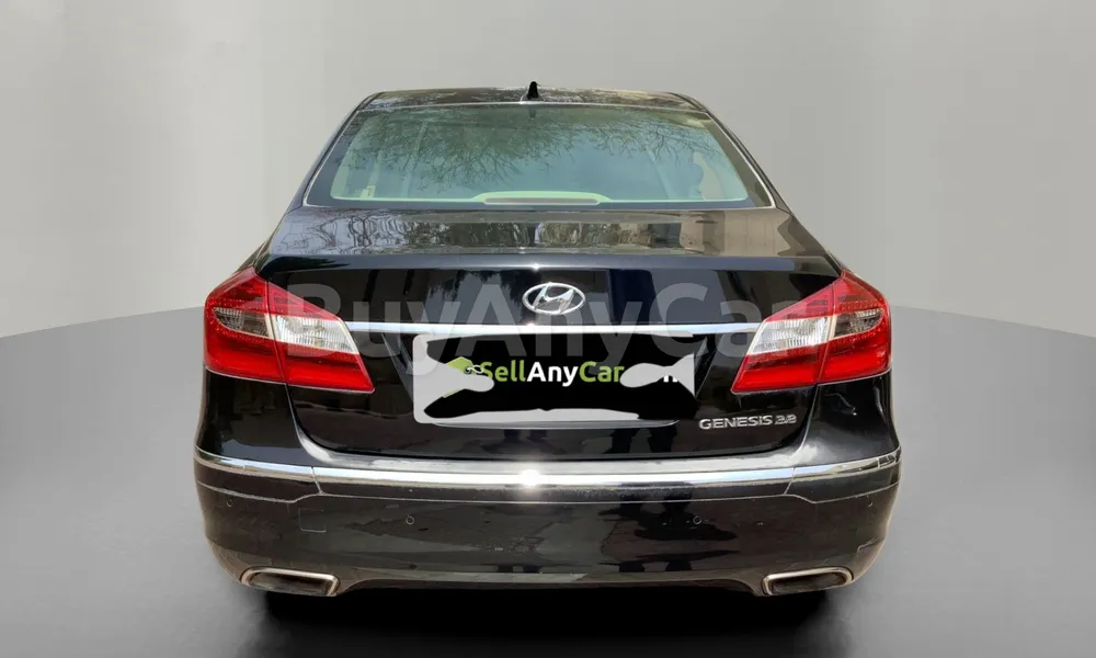 Vehicle photo 2