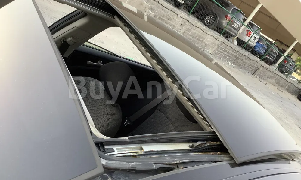 Vehicle photo 5