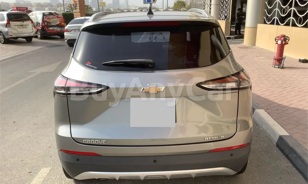 Vehicle photo 2