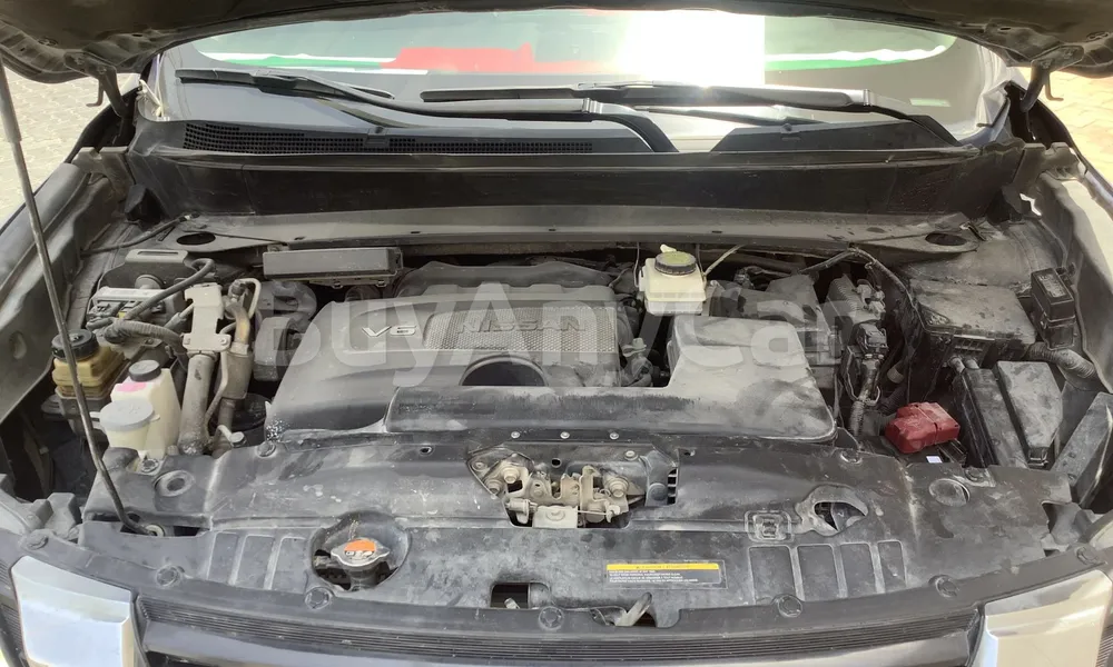 Vehicle photo 5