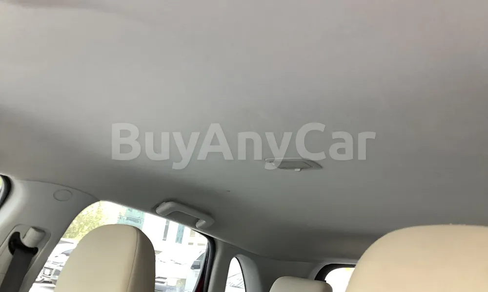 Vehicle photo 8