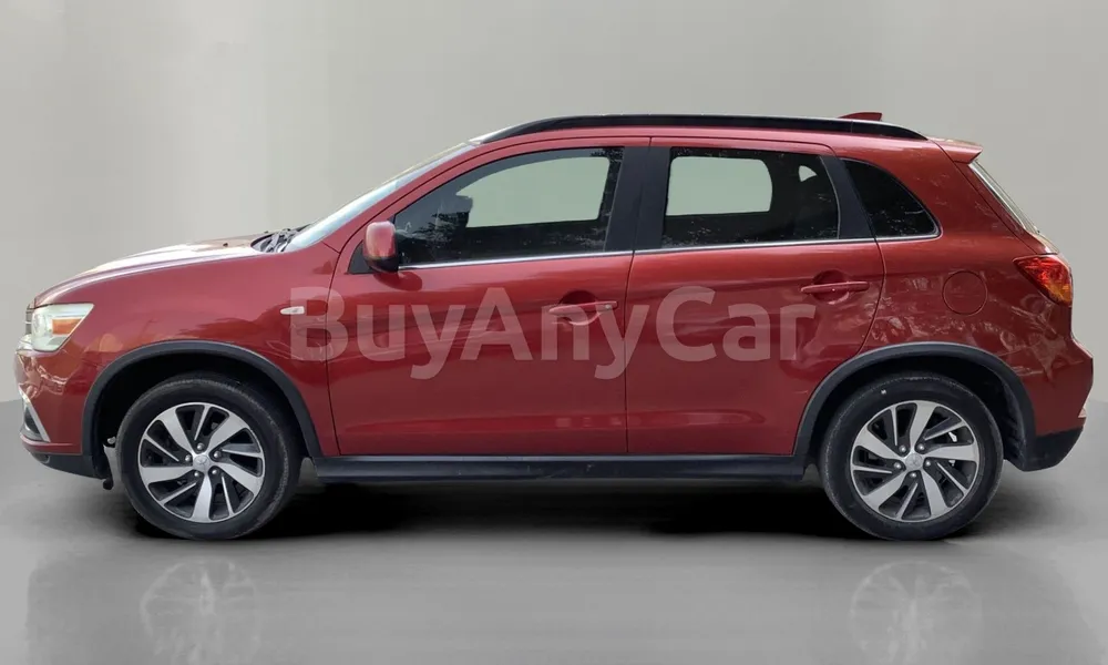 Vehicle photo 4