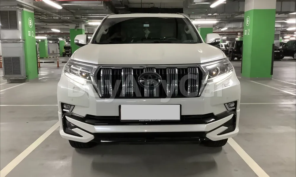 Vehicle photo 1