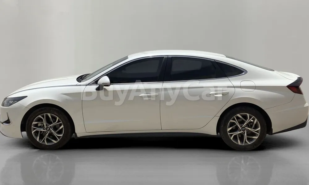 Vehicle photo 5