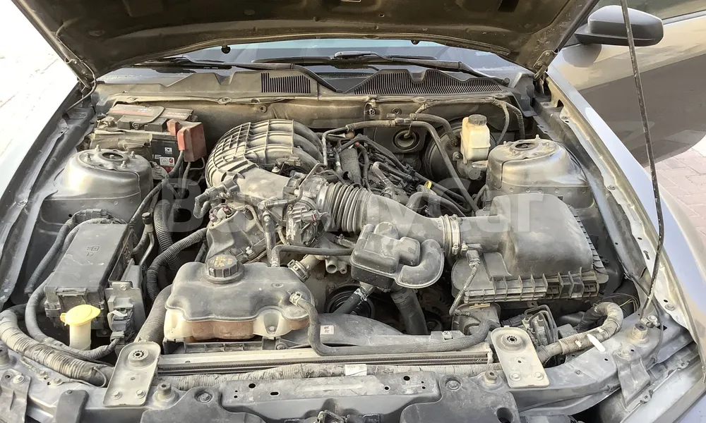 Vehicle photo 6