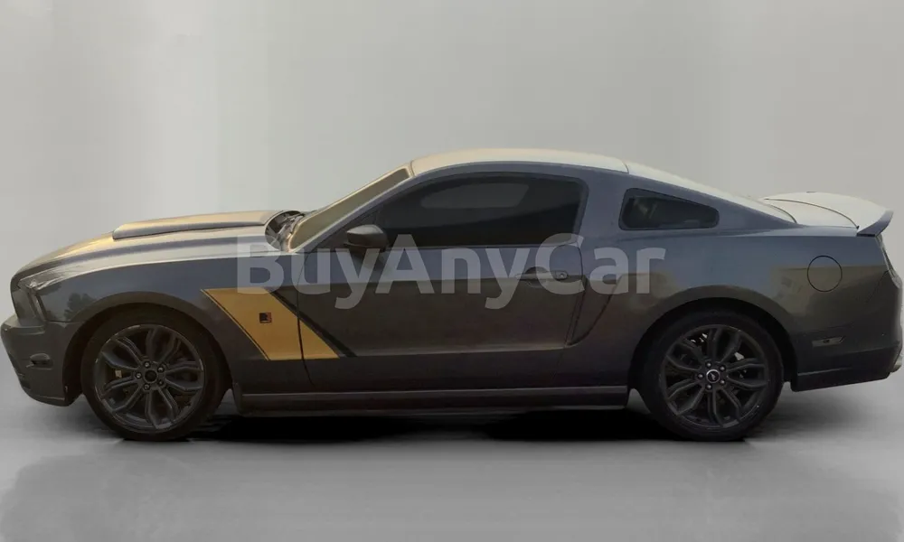 Vehicle photo 3