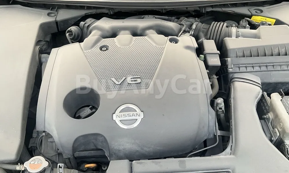Vehicle photo 6