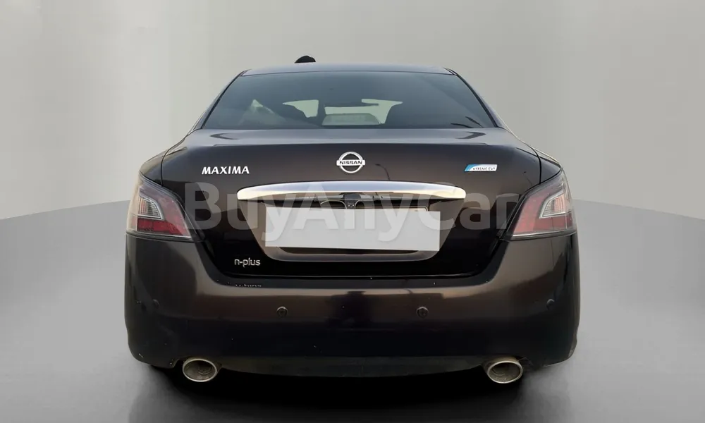 Vehicle photo 2