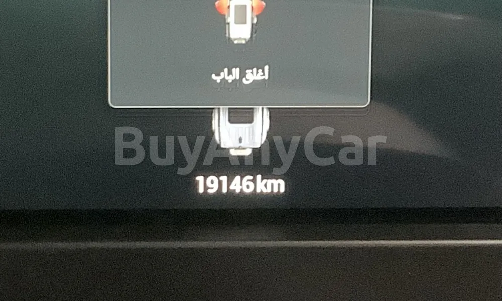 Vehicle photo 6