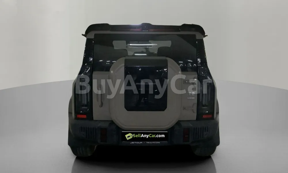 Vehicle photo 2