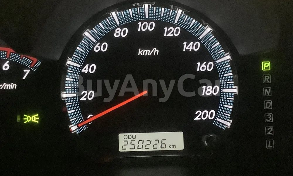 Vehicle photo 9
