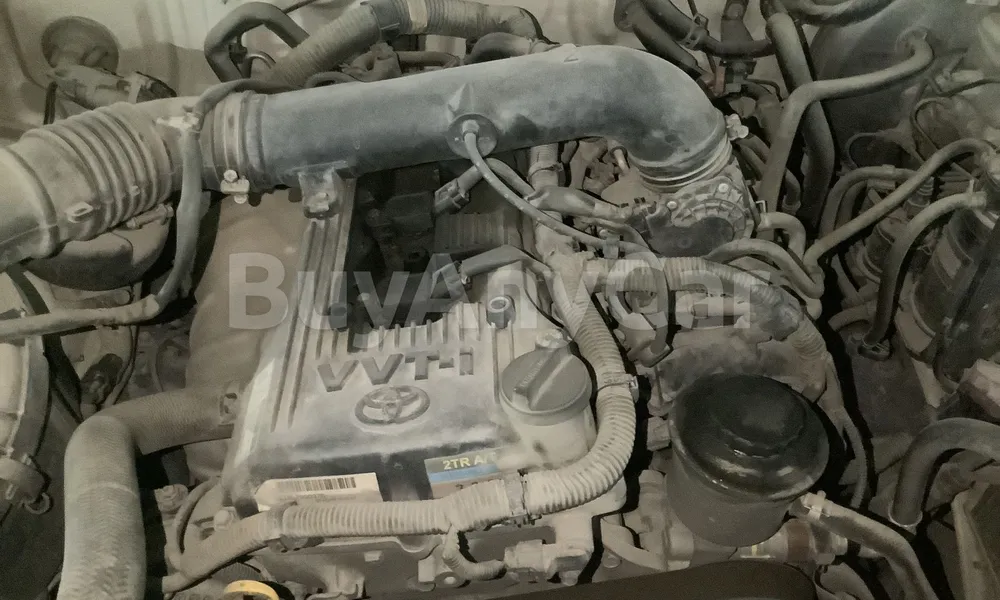 Vehicle photo 6