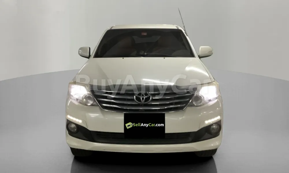 Vehicle photo 1