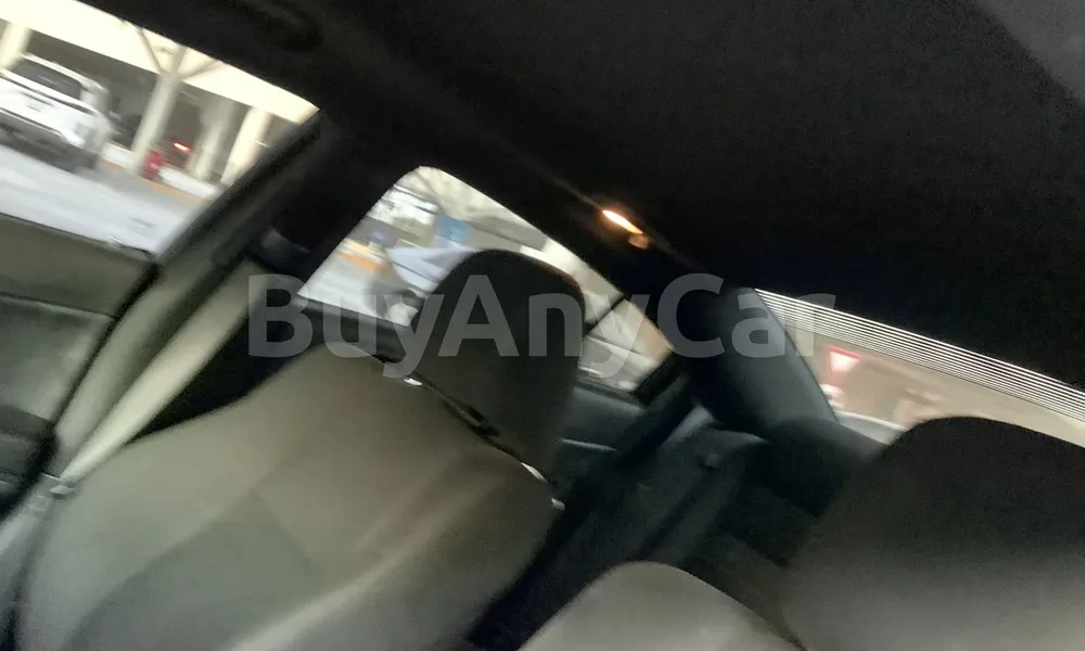 Vehicle photo 10