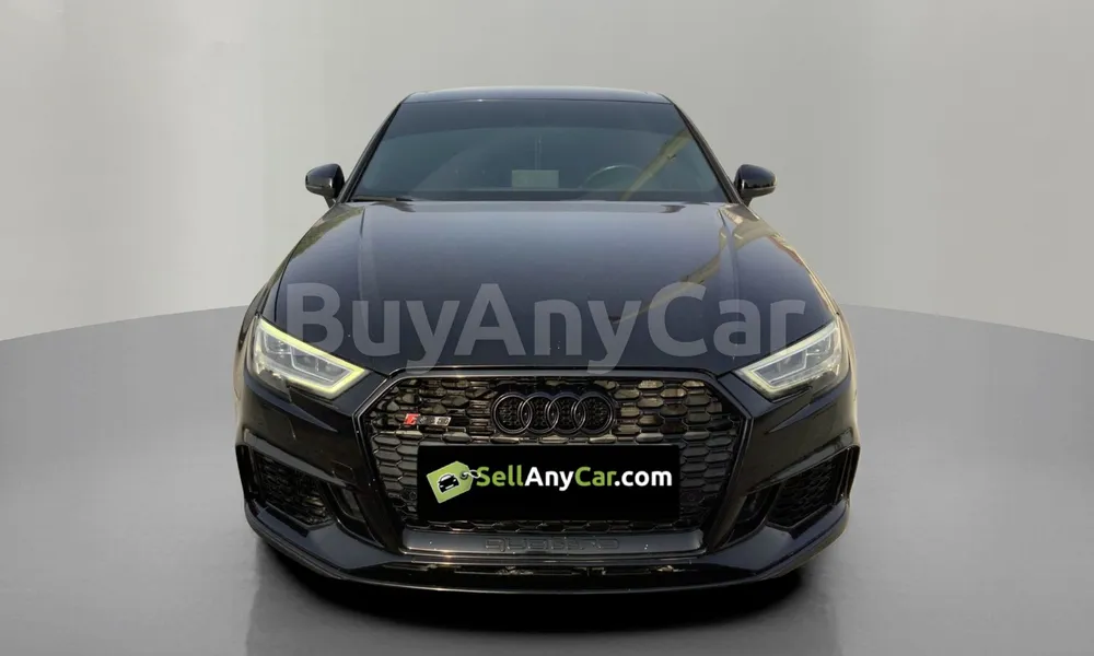 Vehicle photo 1