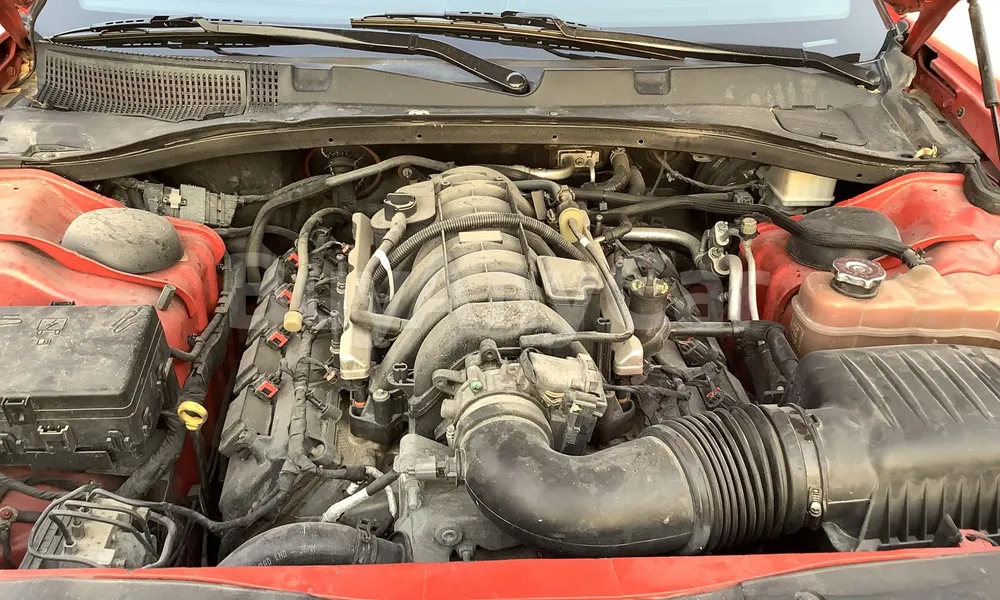 Vehicle photo 6