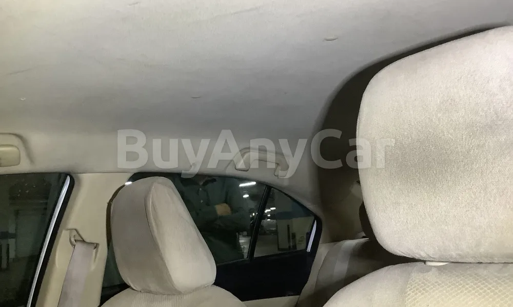 Vehicle photo 9
