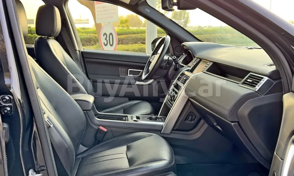 Vehicle photo 4