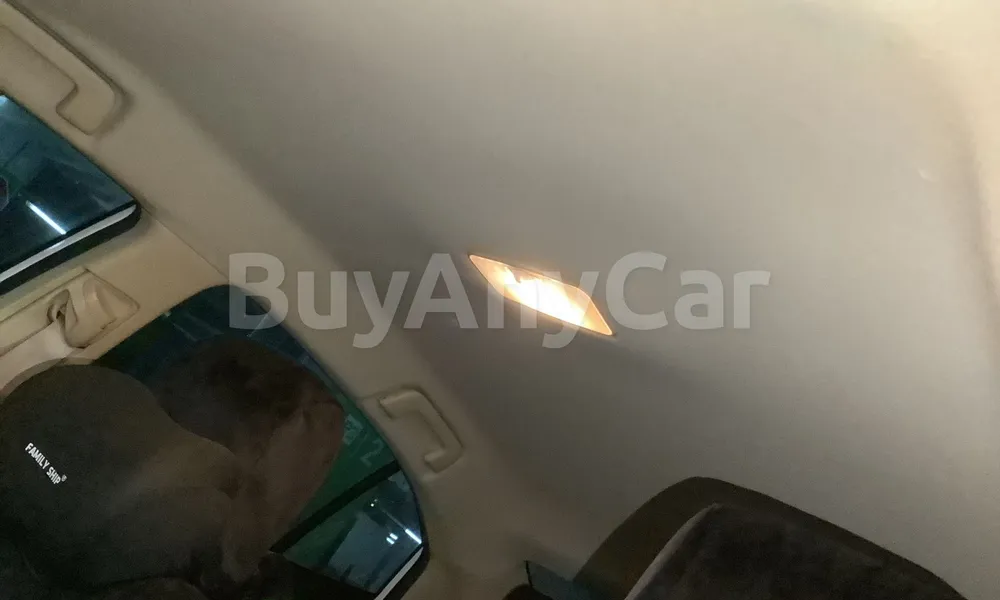Vehicle photo 8