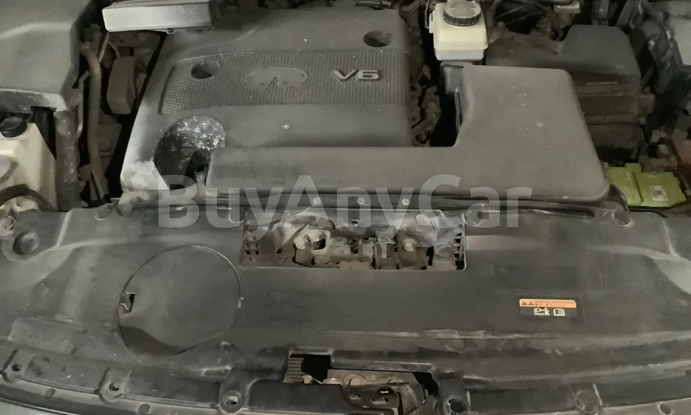 Vehicle photo 6