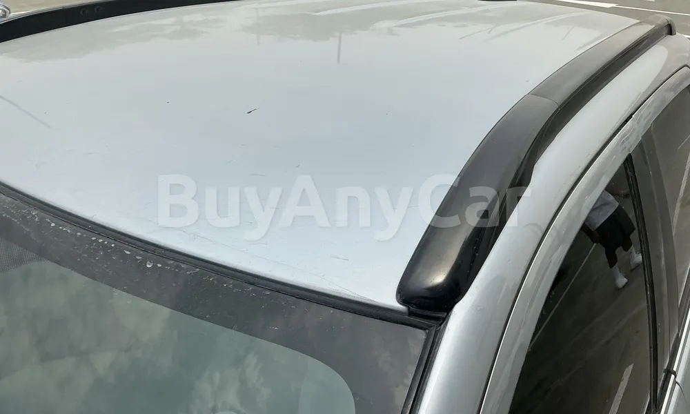 Vehicle photo 5