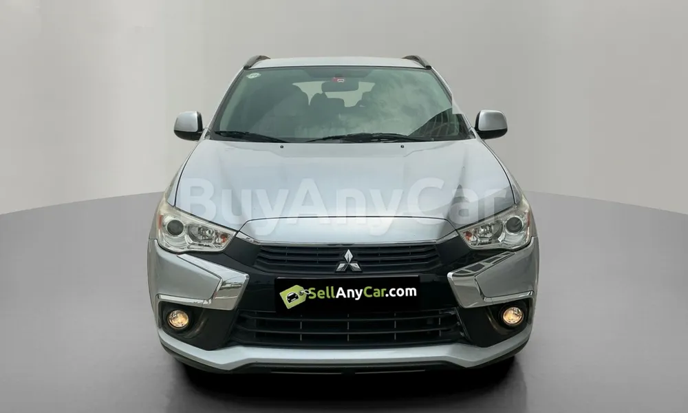 Vehicle photo 1