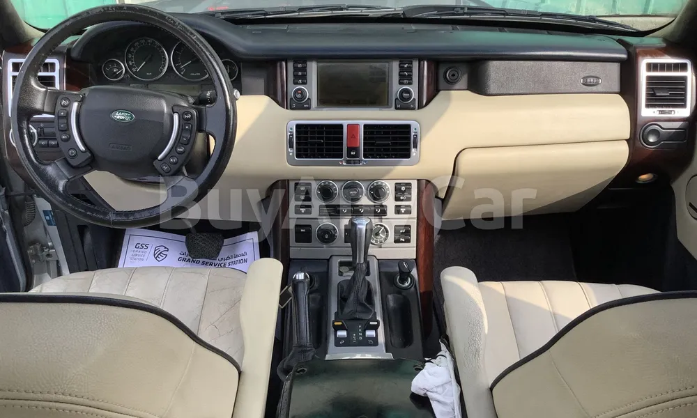 Vehicle photo 9