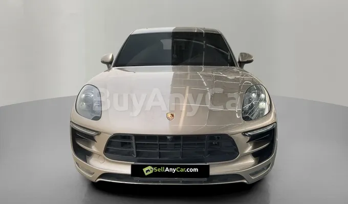 carsDetail