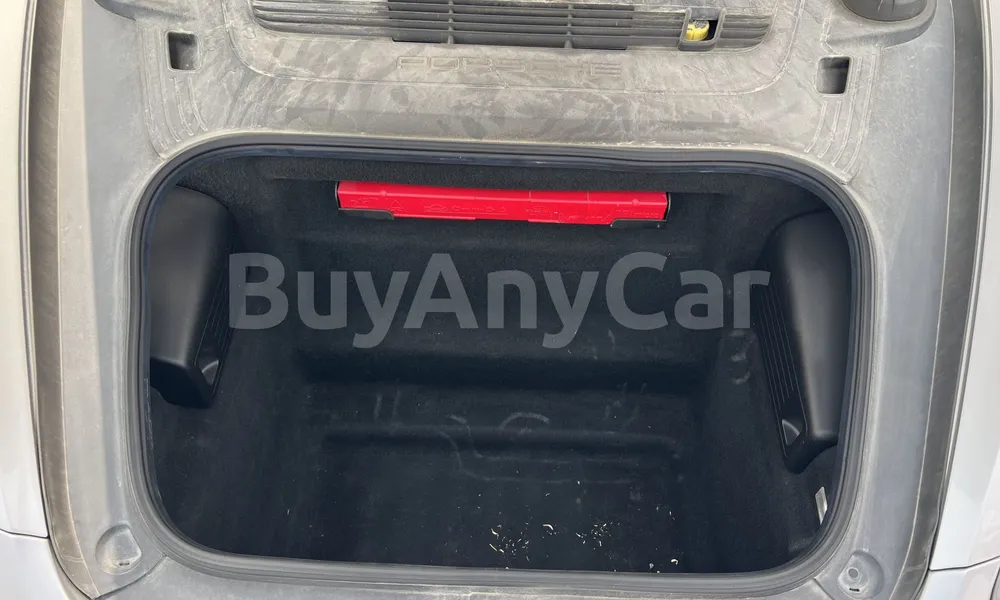 Vehicle photo 7