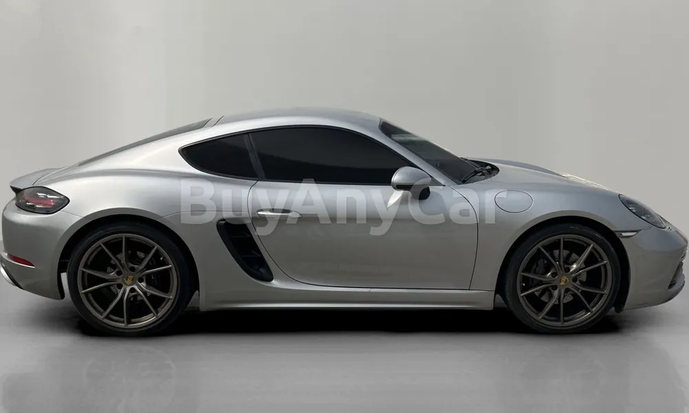 Vehicle photo 3