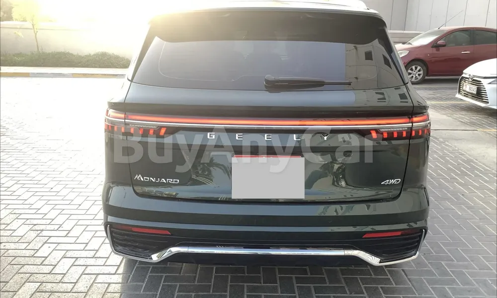 Vehicle photo 2