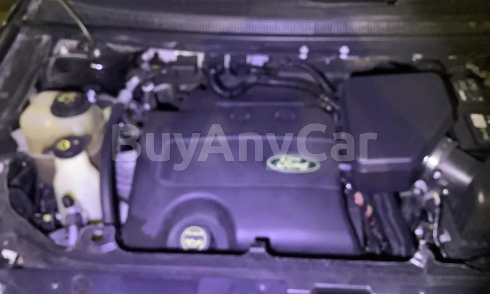 Vehicle photo 8