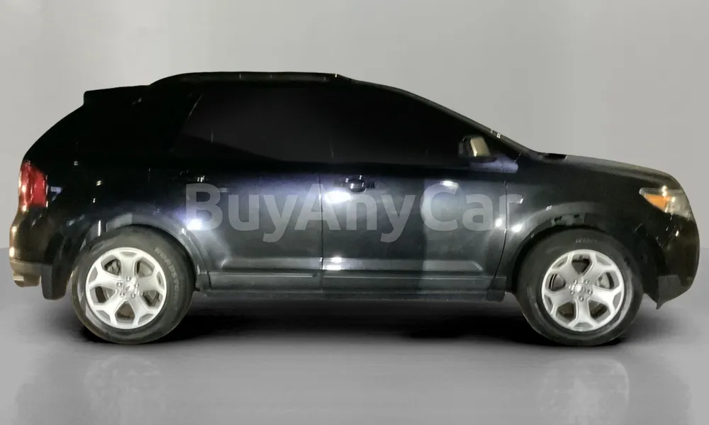 Vehicle photo 3