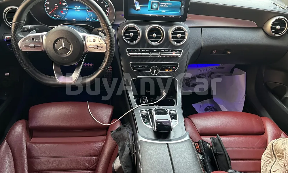 Vehicle photo 8