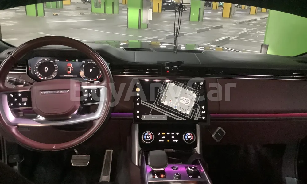 Vehicle photo 9