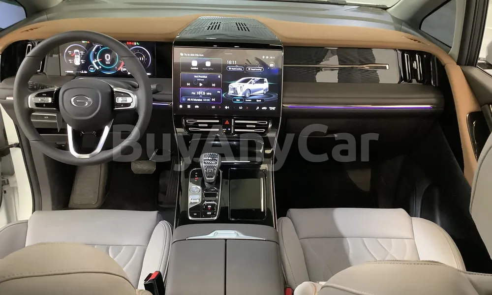 Vehicle photo 9