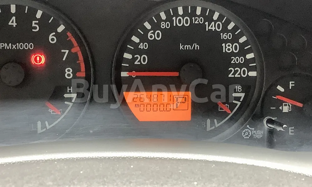 Vehicle photo 8